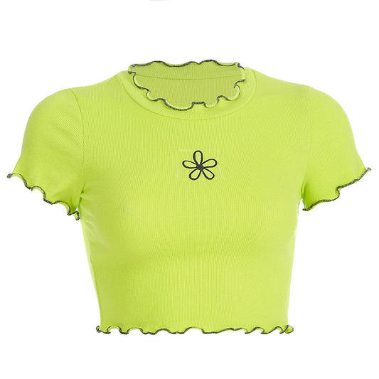 Flower embroidered navel t-shirt
